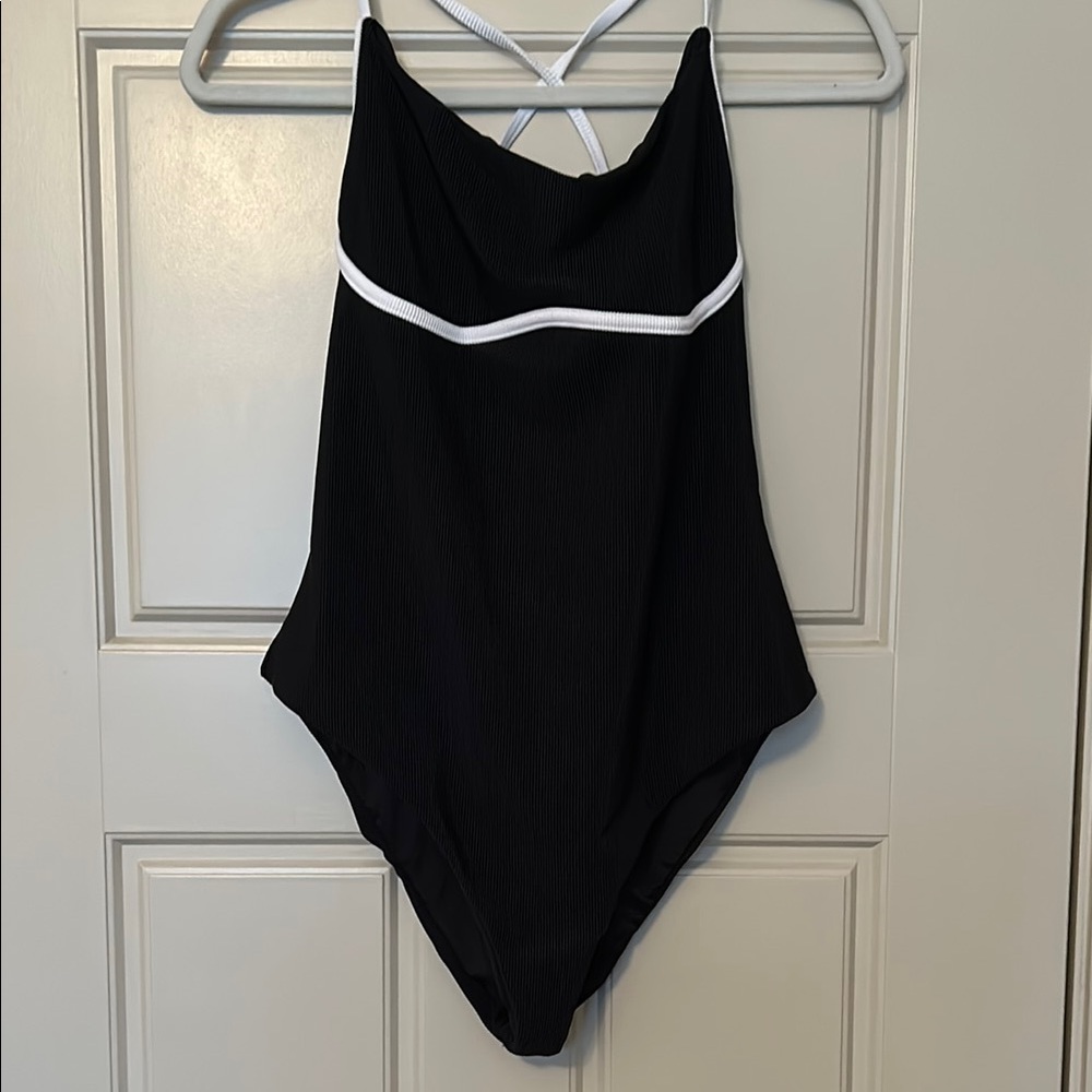 Beach Riot Faith One Piece Black & White XL